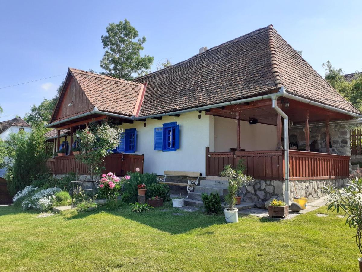 Siklód. Csaba vendégház (5 fő) Siclod Exterior foto